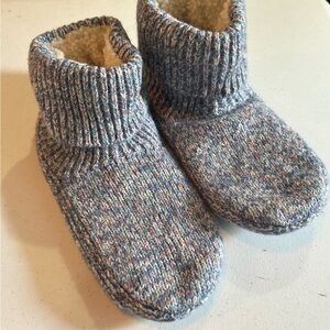 Bombas Men's Gripper Slipper Bootie - Sherpa-Lined Blue Multicolor NWT